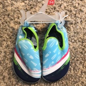 NEW Kids Sun Smart Hi-Top Water Shoes UPF 50+ Size 5-6